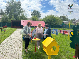 Взаимопроверка предварительной готовности ДОУ к новому учебному году. Взаимопроверка предварительной готовности ДОУ к новому учебному году.